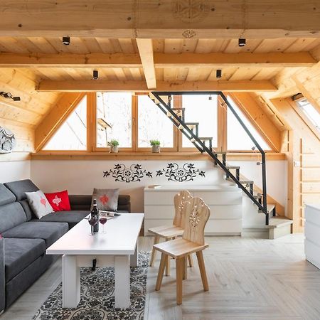 Apartamenty Rezydencja Karpielowka กอสเชียลิสกอ ภายนอก รูปภาพ