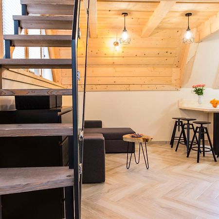 Apartamenty Rezydencja Karpielowka กอสเชียลิสกอ ภายนอก รูปภาพ