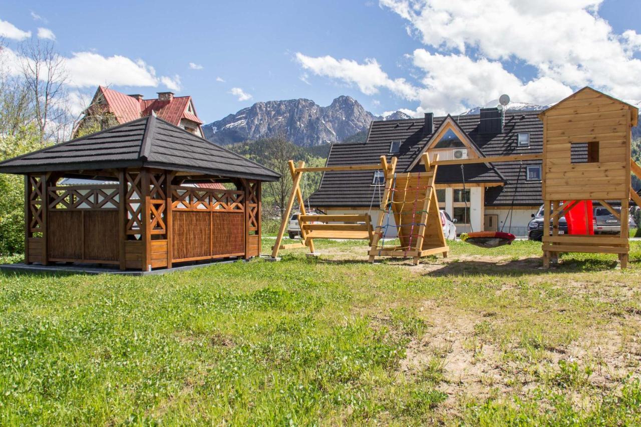 Apartamenty Rezydencja Karpielowka กอสเชียลิสกอ ภายนอก รูปภาพ