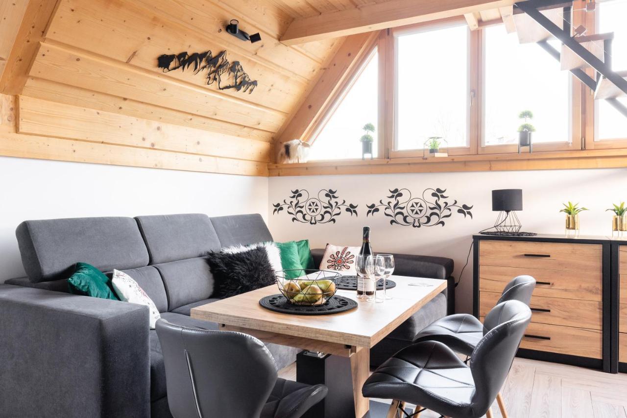 Apartamenty Rezydencja Karpielowka กอสเชียลิสกอ ภายนอก รูปภาพ