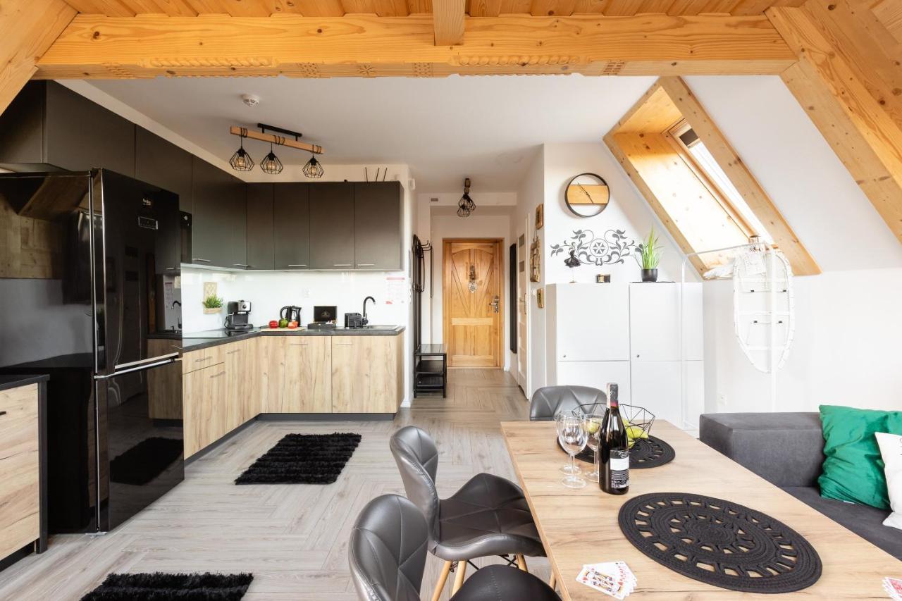 Apartamenty Rezydencja Karpielowka กอสเชียลิสกอ ภายนอก รูปภาพ
