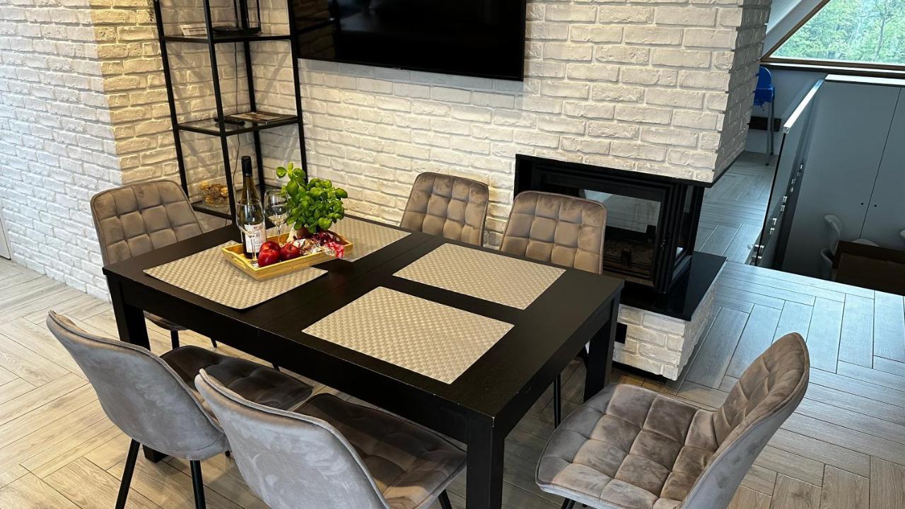 Apartamenty Rezydencja Karpielowka กอสเชียลิสกอ ภายนอก รูปภาพ